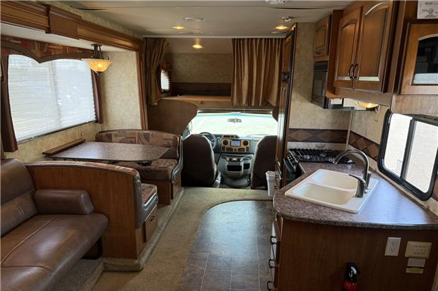 31ft Grayhawk #1777 - side exterior view