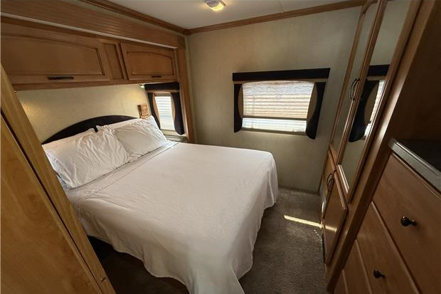 31ft Terra #2220 — photo 4 of 6
