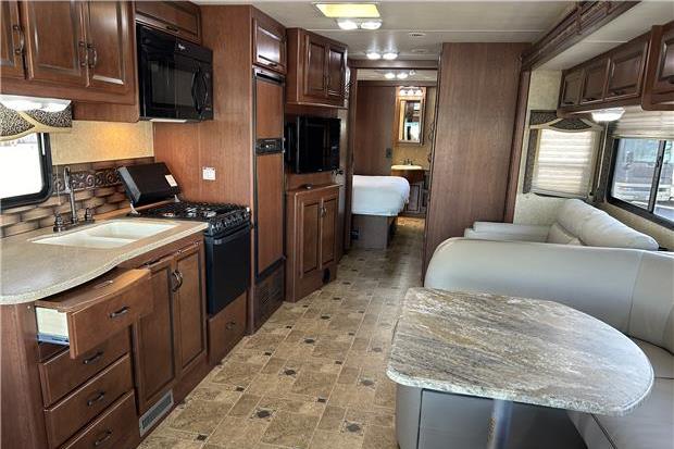 36ft Hurricane #2219 - front exterior view